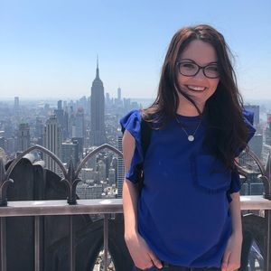 Meet your Posher, Alyssa